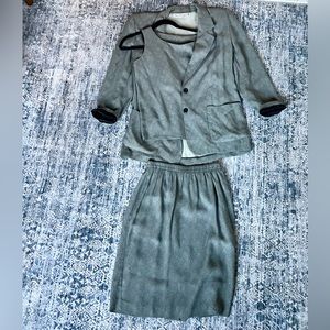 VINTAGE Diane Von Furstenberg ~ 3 piece skirt suit ~ black white dots ~size 4/6